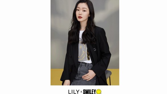 LILY×SMILEY聯名系列點亮春夏風尚 攜時尚女星宋軼成超級微笑官