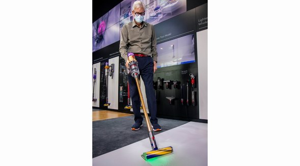 戴森全新V12 Detect Slim輕量無繩吸塵器中國首發，實現數據見證的可視化深度清潔