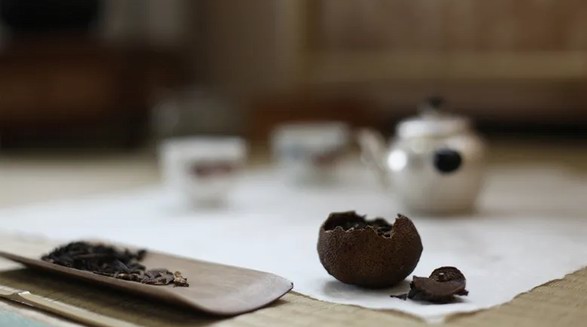 茶道美學：茶性本儉，衣著素雅