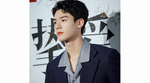 龔俊的護(hù)膚秘訣Unichi玫瑰膠原小熊被扒 又被發(fā)現(xiàn)做了這事？！