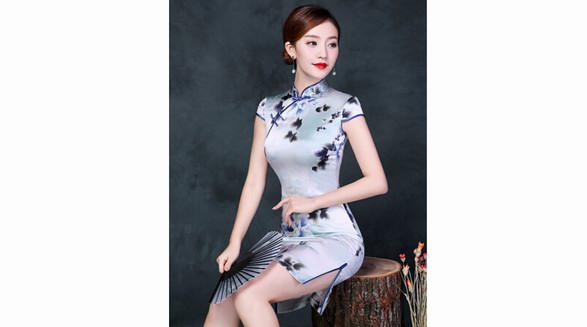 怎樣使真絲衣服不脫色？家庭版的真絲衣服洗滌技巧了解一下