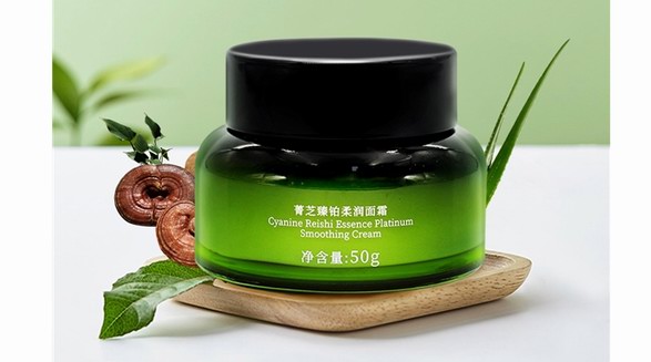 用天然靈芝呵護你的肌膚！絲蕙菁芝臻鉑系列了解一下？