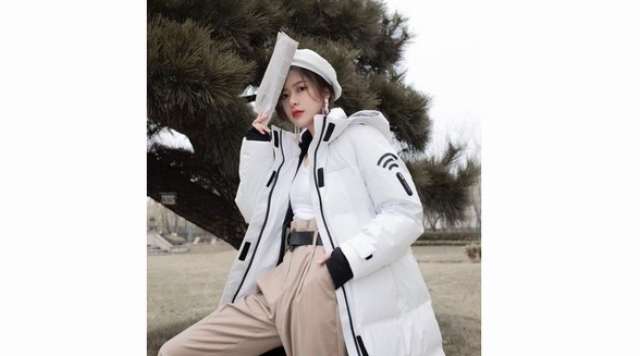 羽絨服應該選什么顏色 什么顏色最耐看？
