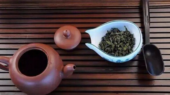關于茶的名人名言：喝茶，漲知識；知茶，懂生活！
