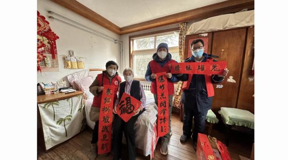 情暖新春！海爾智家“愛心來敲門”，溫暖空巢老人心