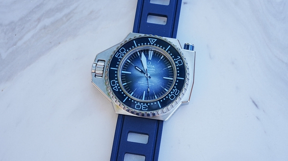 冷門回歸——歐米茄是Seamaster海馬75周年紀念款Ploprof腕表