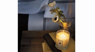 冬日里，點(diǎn)上一支香薰蠟燭，溫暖整個(gè)世界！