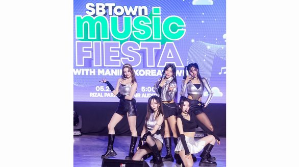 K-POP女團X:IN華麗出席 菲律賓馬尼拉SBTown音樂節