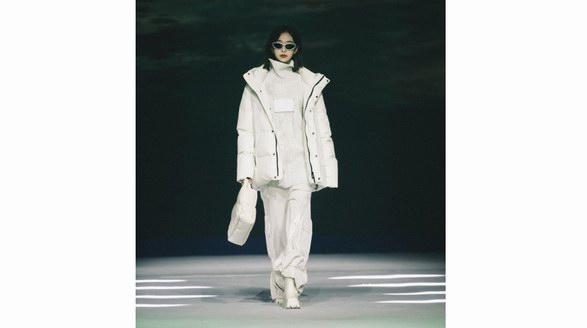爆品制造機羅賓漢成中性服飾引領(lǐng)者
