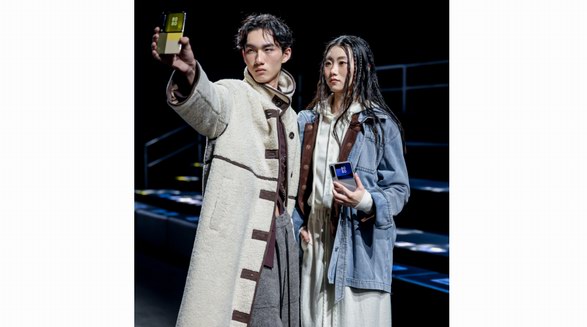 華為多款產品亮相AW25深圳原創時裝周，跨界大秀共啟時尚科技美學新潮流