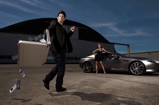 阿斯頓馬丁Aston Martin攜手Mobiado推出Grand 350 Aston Martin奢華手機