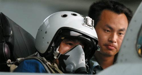 戴明盟個人資料圖片：艦載機首飛第一人，海空雄鷹團大隊長戴明盟