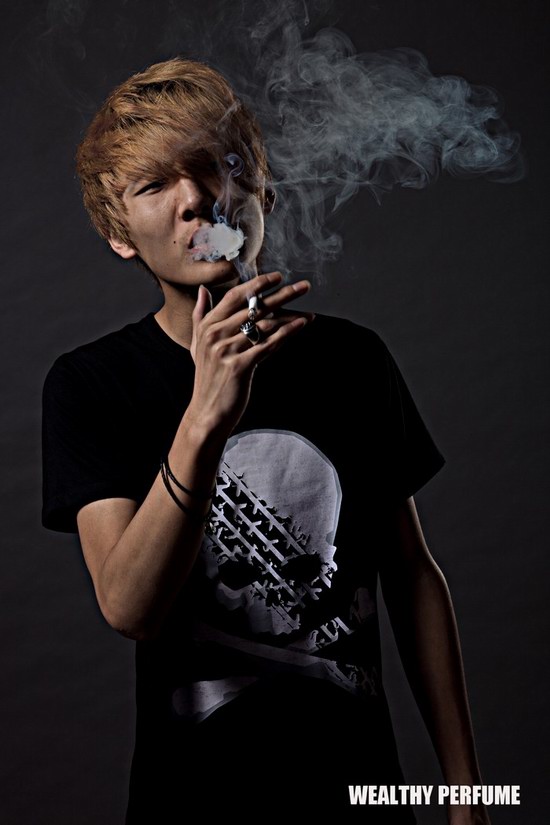 潮流設計集團WP主理的大人氣品牌WEALTHY PERFUME發布了 12 SPRING/SUMMER LOOKBOOK