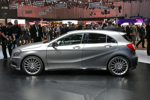 奔馳于日內(nèi)瓦車(chē)展發(fā)表「A45 AMG」高性能掀背車(chē)