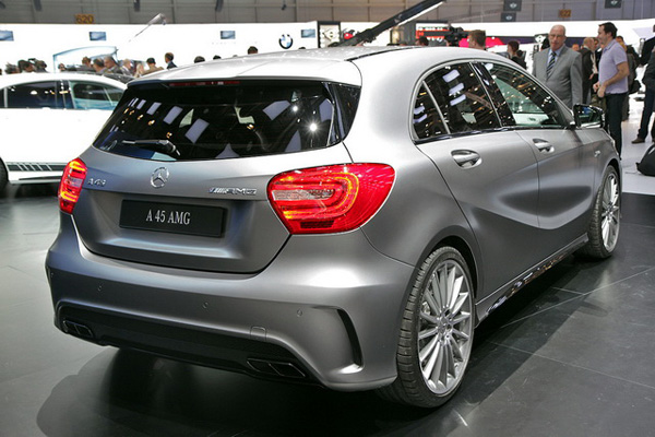 奔馳于日內(nèi)瓦車(chē)展發(fā)表「A45 AMG」高性能掀背車(chē)