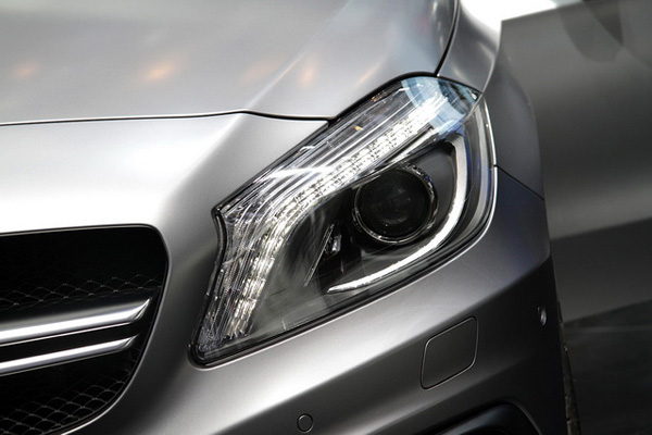奔馳于日內(nèi)瓦車(chē)展發(fā)表「A45 AMG」高性能掀背車(chē)