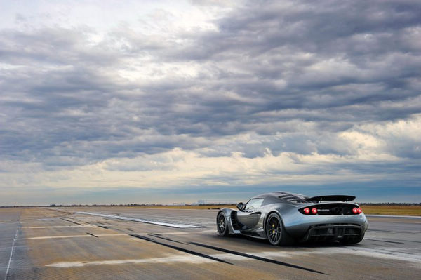 Hennessey Venom GT 打破0-300KM/H加速紀錄