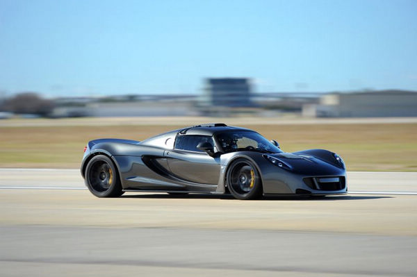 Hennessey Venom GT 打破0-300KM/H加速紀錄